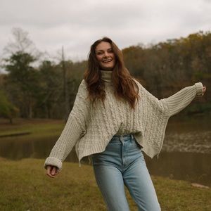 Meet your Posher, Abby